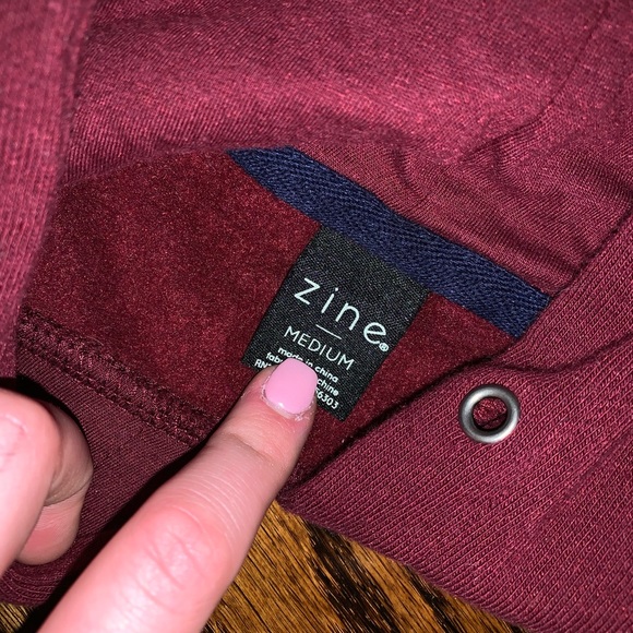 Zine Clothing Maroon and navy sweatshirt - Picture 2 of 2